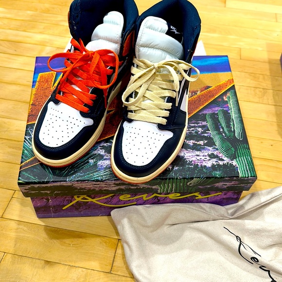 NEW Reves Paris Air Kiy '85 HI